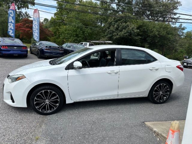 2015 Toyota Corolla S Plus