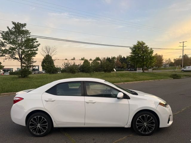 2015 Toyota Corolla S Plus