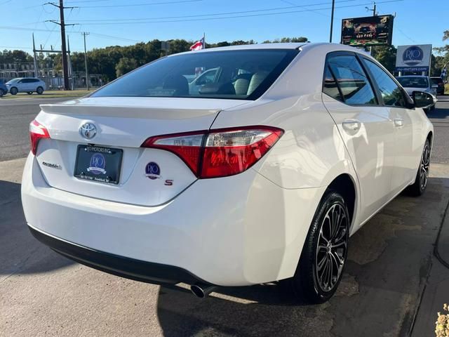 2015 Toyota Corolla S Plus