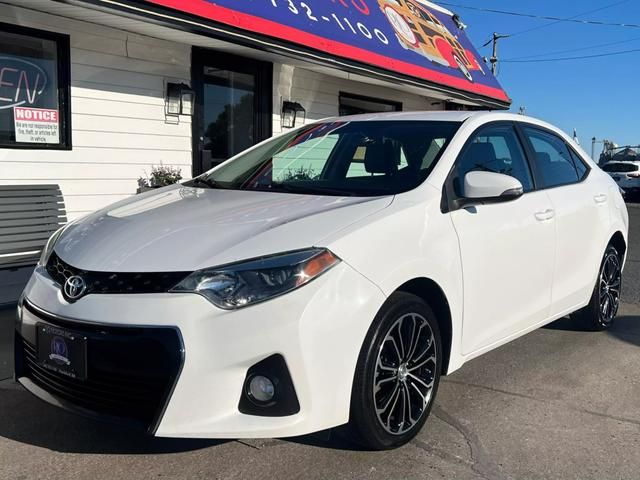 2015 Toyota Corolla S Plus