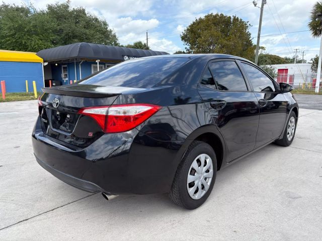 2015 Toyota Corolla S Plus