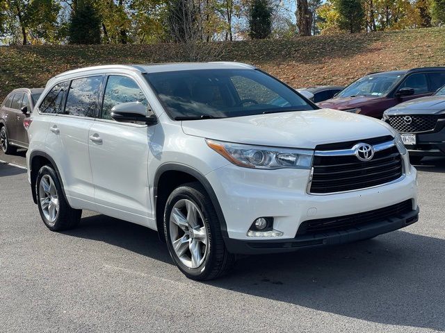 2015 Toyota Highlander 