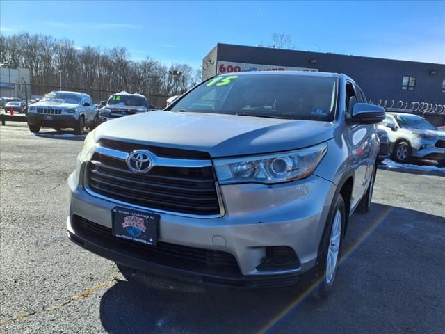 2015 Toyota Highlander LE