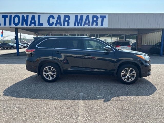 2015 Toyota Highlander LE