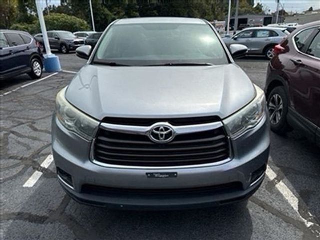 2015 Toyota Highlander LE