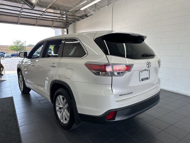 2015 Toyota Highlander LE