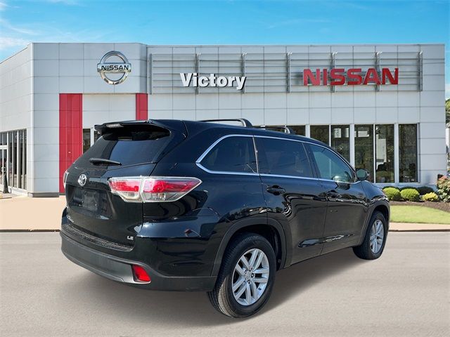 2015 Toyota Highlander LE