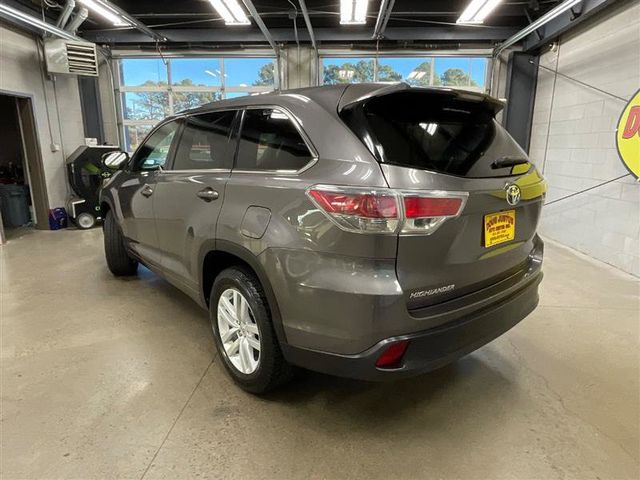 2015 Toyota Highlander LE