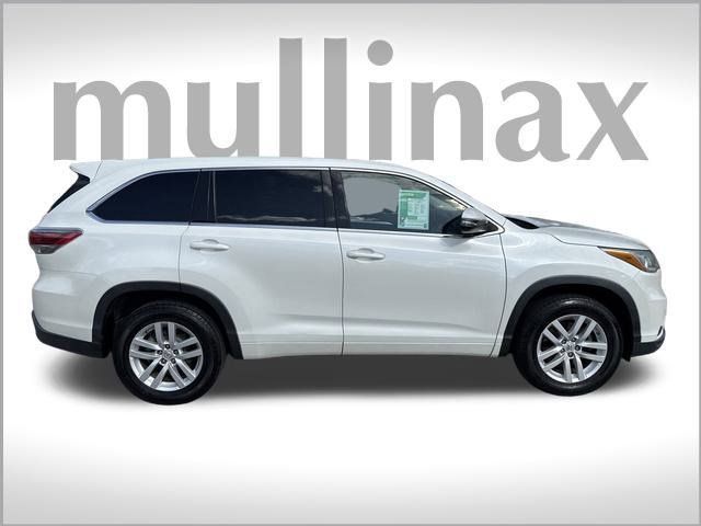 2015 Toyota Highlander LE