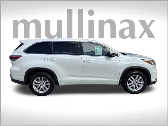 2015 Toyota Highlander LE