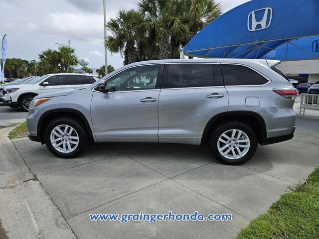 2015 Toyota Highlander LE