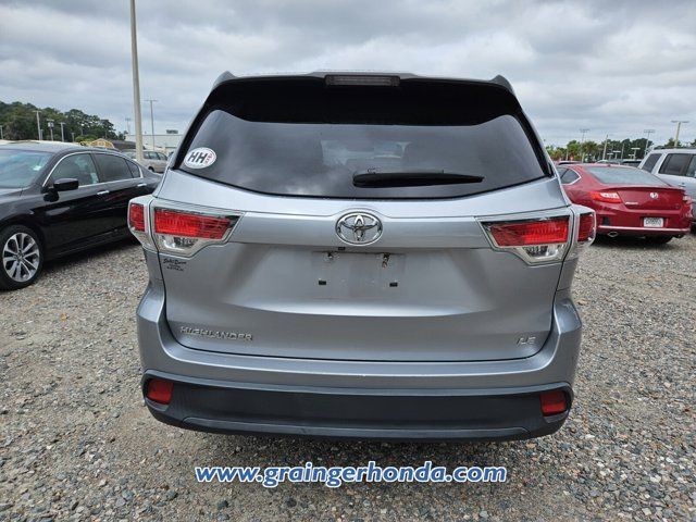 2015 Toyota Highlander LE