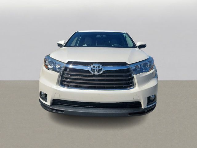 2015 Toyota Highlander LE