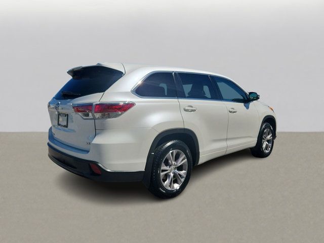 2015 Toyota Highlander LE