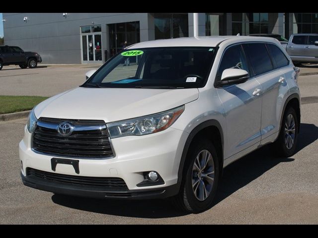 2015 Toyota Highlander LE