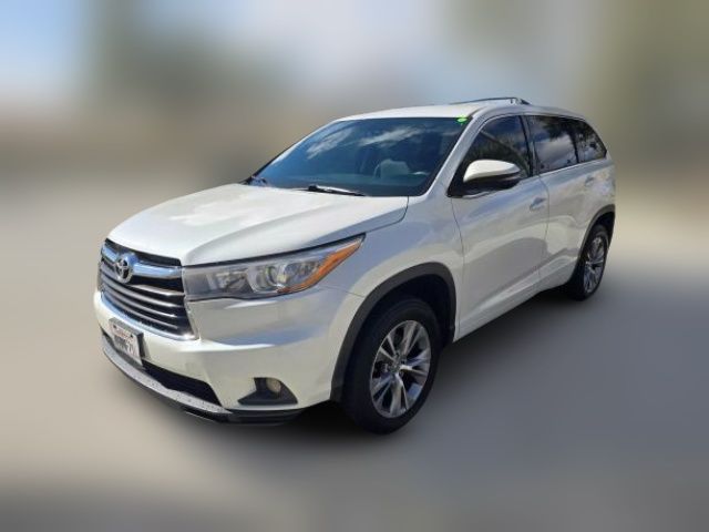 2015 Toyota Highlander LE