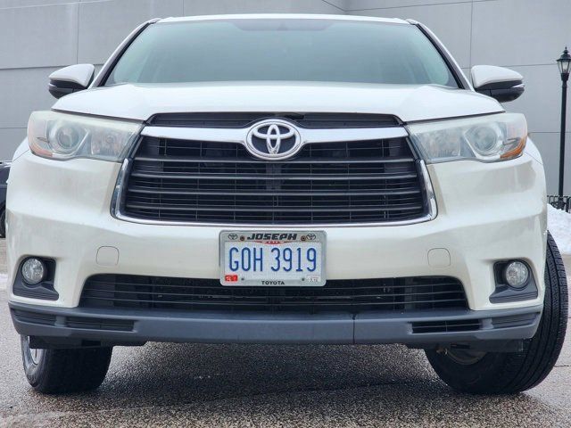 2015 Toyota Highlander LE