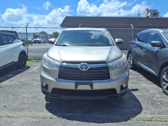 2015 Toyota Highlander XLE