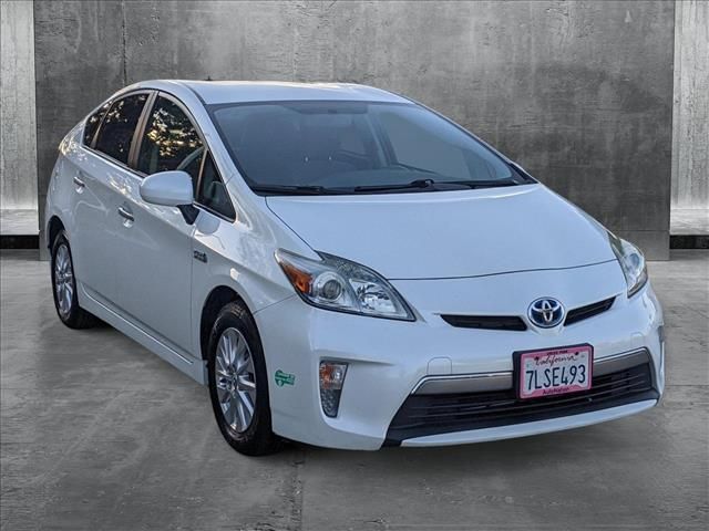 2015 Toyota Prius Plug-in Base