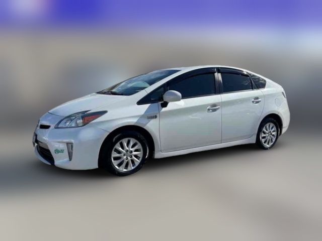 2015 Toyota Prius Plug-in Hybrid 