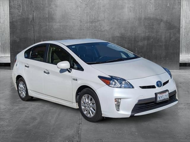 2015 Toyota Prius Plug-in Base