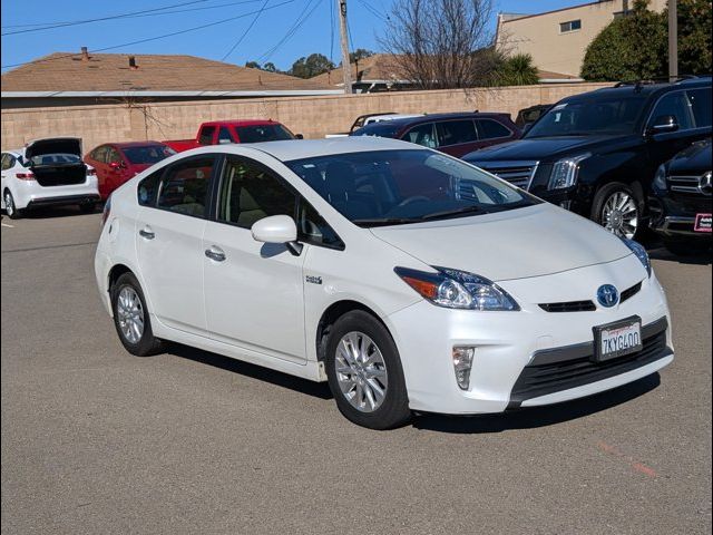 2015 Toyota Prius Plug-in Base