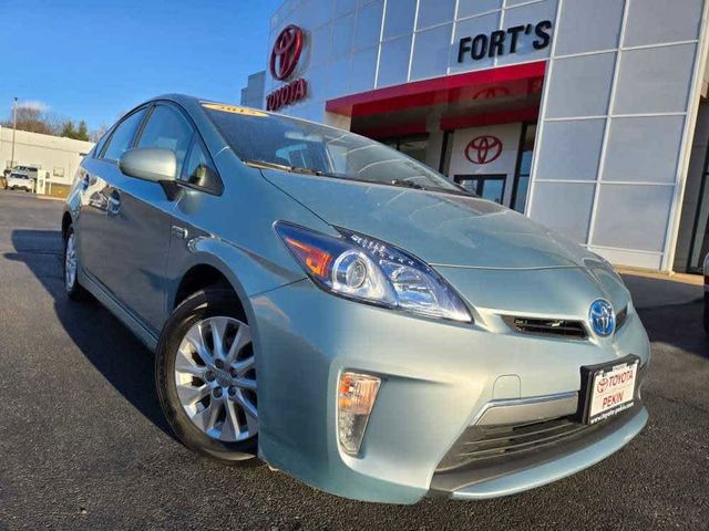 2015 Toyota Prius Plug-in Base