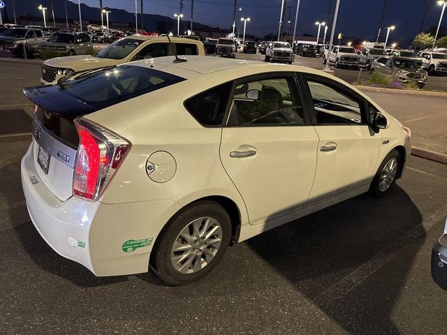 2015 Toyota Prius Plug-in Hybrid 