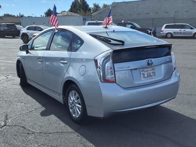 2015 Toyota Prius Plug-in Base