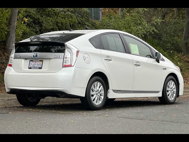 2015 Toyota Prius Plug-in Base