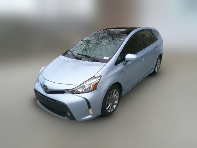 2015 Toyota Prius v Five