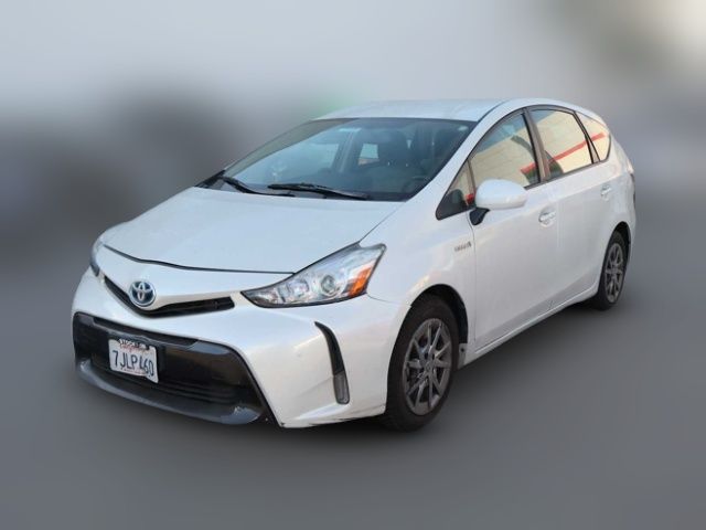 2015 Toyota Prius v Four