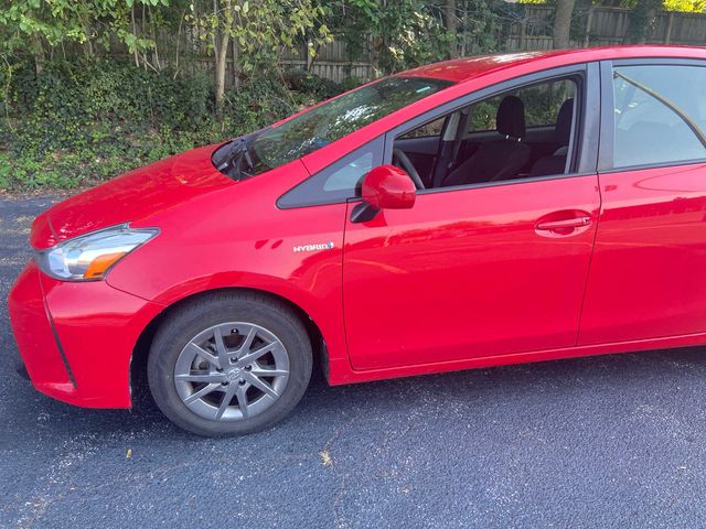 2015 Toyota Prius v Two