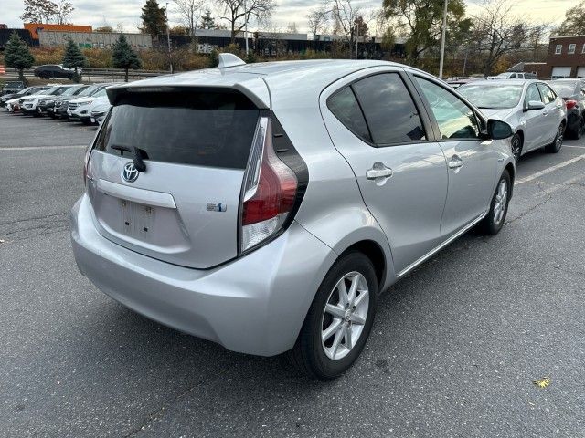 2015 Toyota Prius c Four