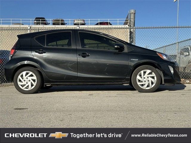 2015 Toyota Prius c One