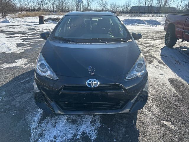 2015 Toyota Prius c Three