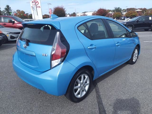 2015 Toyota Prius c Three