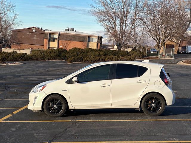 2015 Toyota Prius c Three