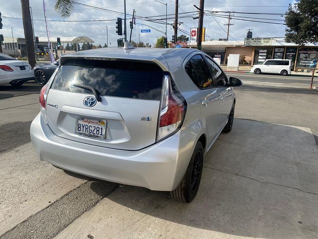 2015 Toyota Prius c Two