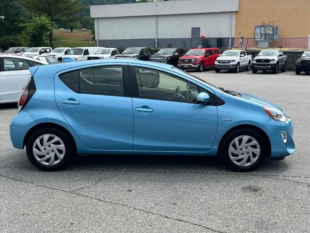 2015 Toyota Prius c Three