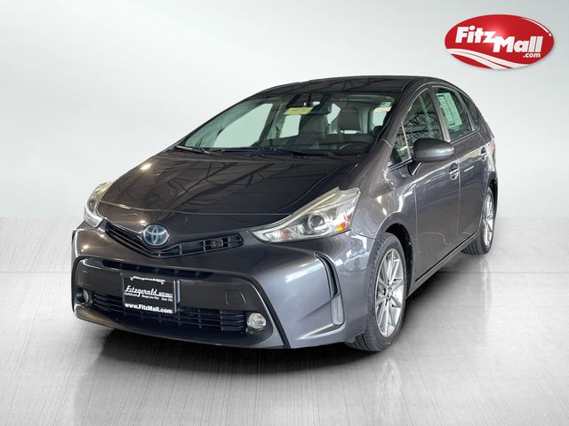 2015 Toyota Prius v Five