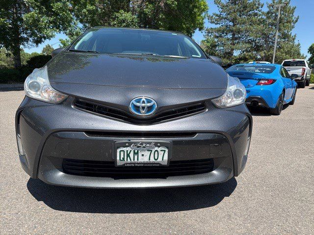 2015 Toyota Prius v Four