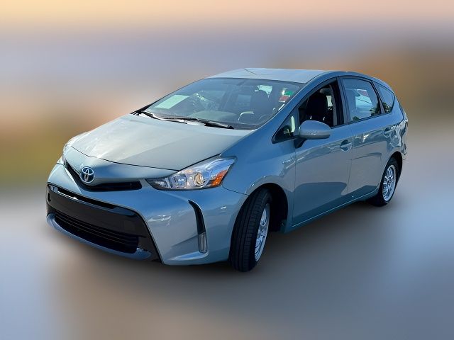 2015 Toyota Prius v Five