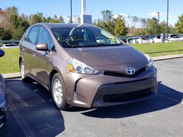 2015 Toyota Prius v Five