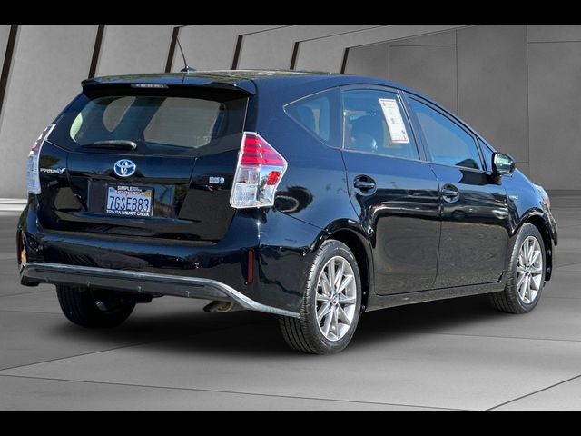 2015 Toyota Prius v Five