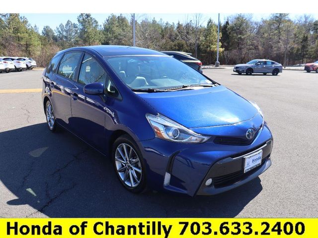2015 Toyota Prius v Five