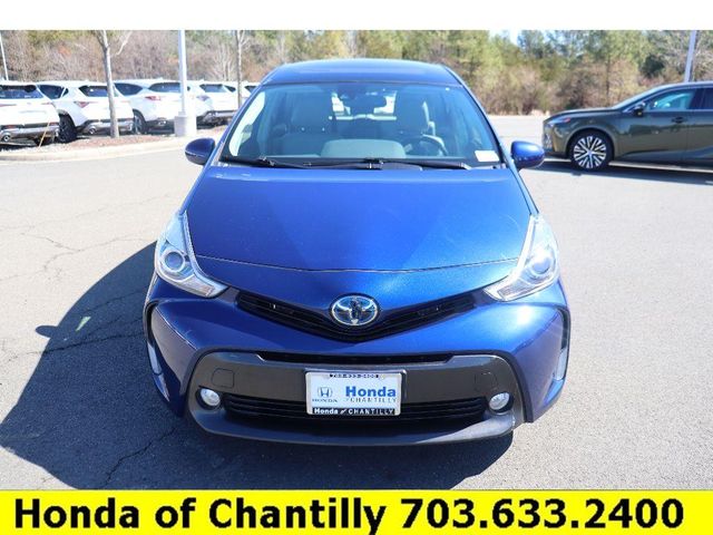 2015 Toyota Prius v Five