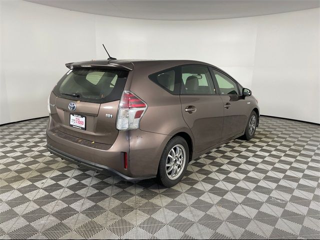 2015 Toyota Prius v Five