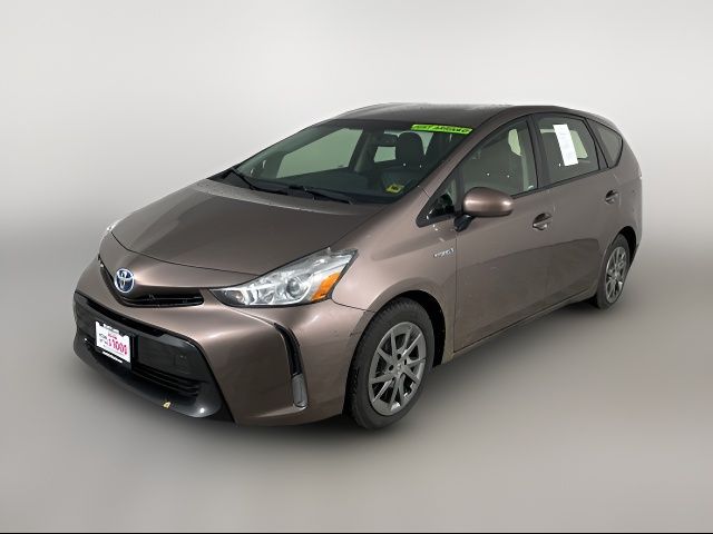 2015 Toyota Prius v Five