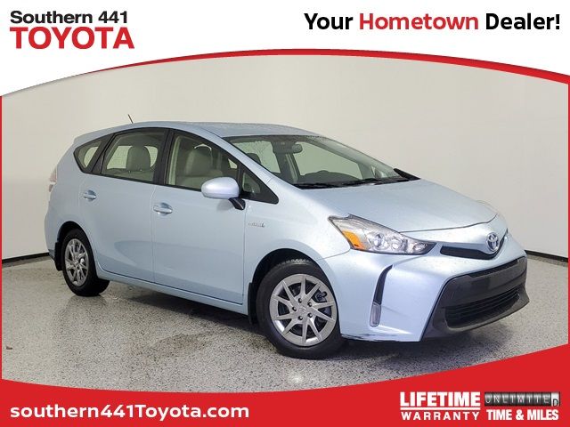 2015 Toyota Prius v Five